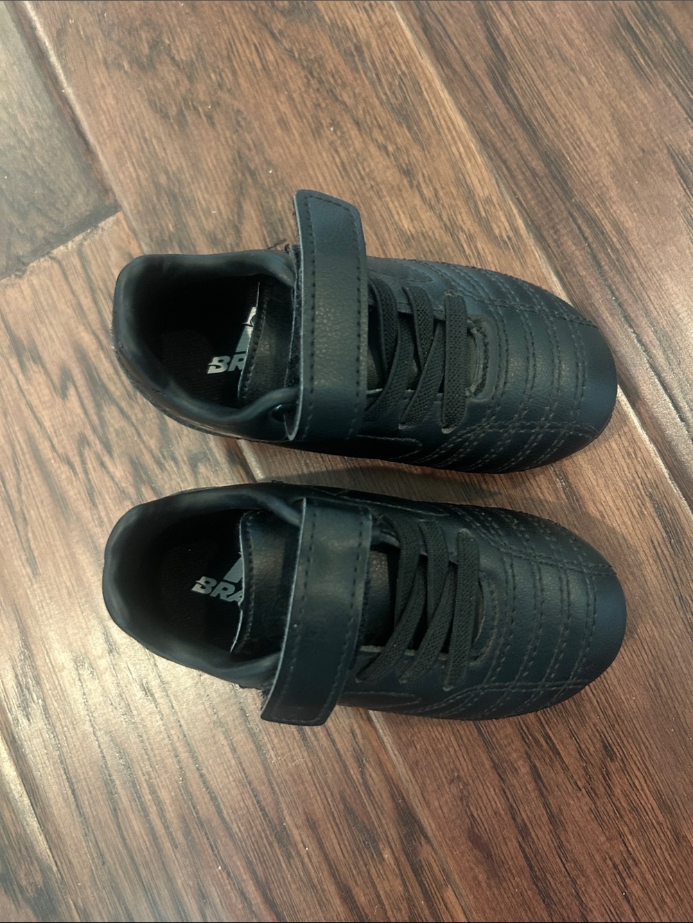 Brava Black Soccer Cleats Toddler 6D